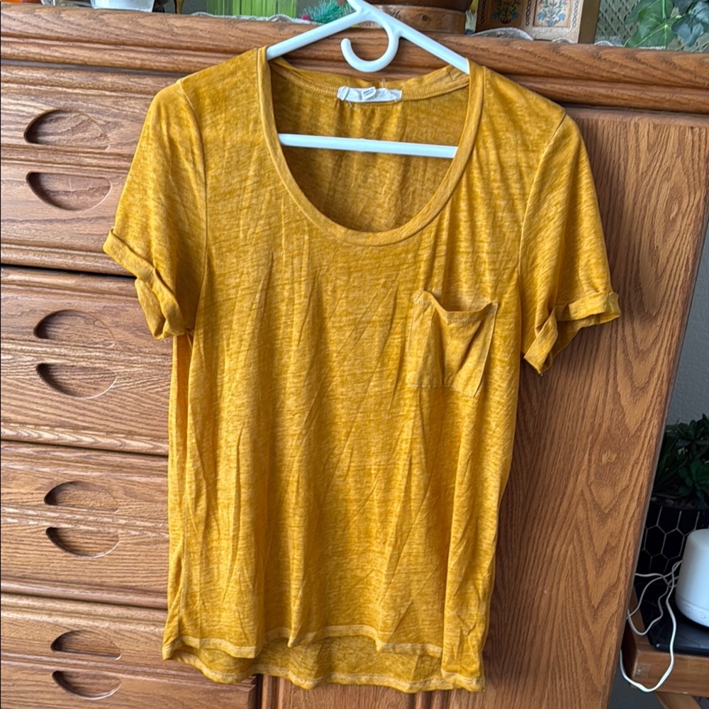 Hippie Rose Yellow Relaxed Short Sleeve Tee
